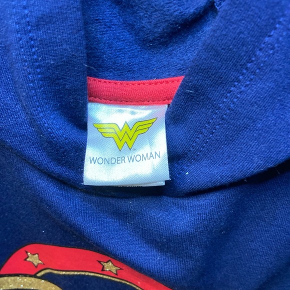 Wonder Woman toddler sweater - Picture 2 of 3